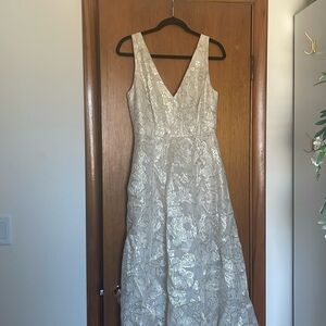 NWOT Gold Floral Floor Length Gown